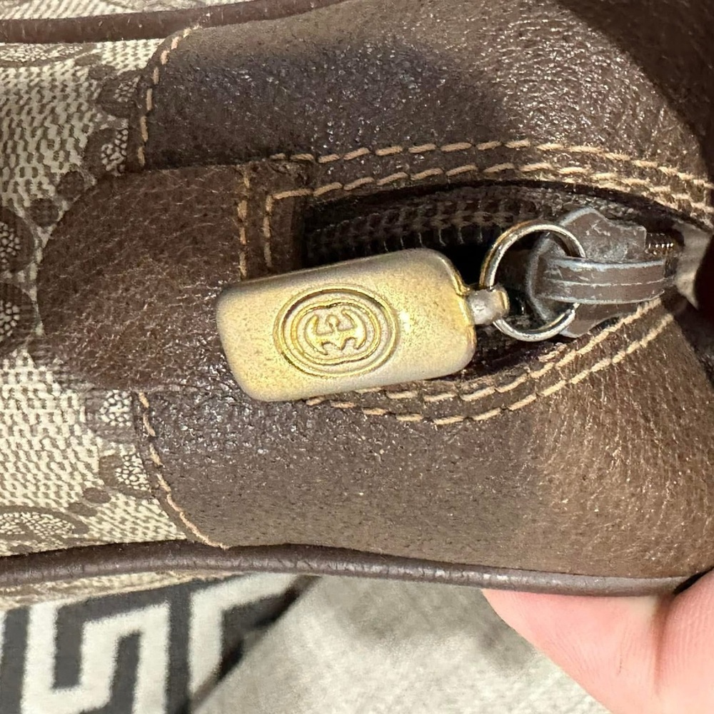 Gucci Brown and Green Crossbody Bag with GG Pattern and Gold Hardware - Picture 5 of 9